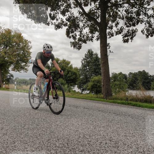 30.08.2026 - Elbe Triathlon Hamburg Michael Burmester http://msf.ph/oto/10054244 30.08.2026 11:00:27 Radfahren 1129, 1237, 1322, 1379, 1455 meine-sportfotos.de