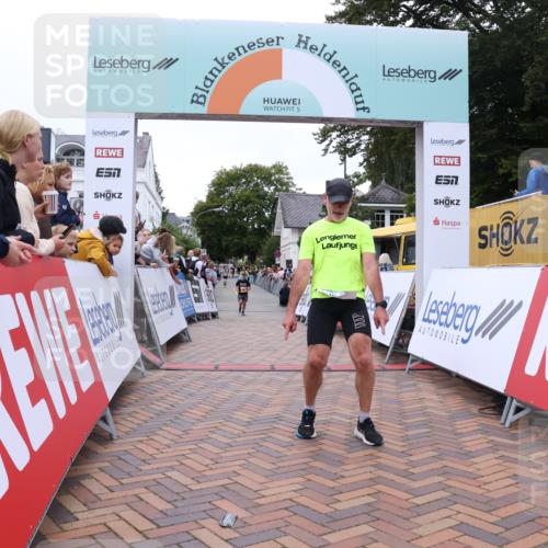 30.08.2026 - Blankeneser Heldenlauf Lena Gebhardt http://msf.ph/oto/10054248 30.08.2026 12:05:43 Ziel 2195, 2428, 2951, 4381 meine-sportfotos.de