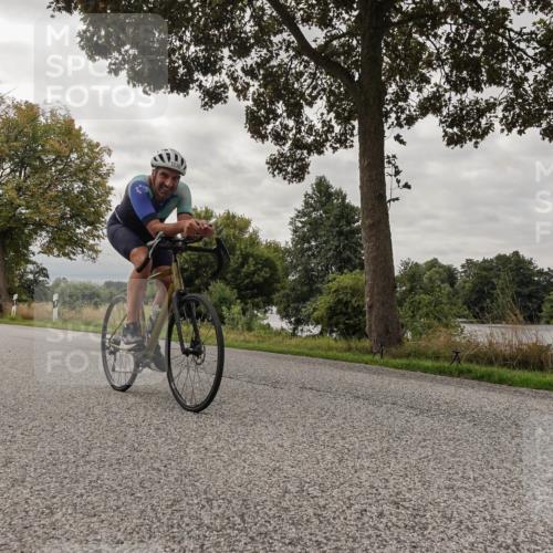 30.08.2026 - Elbe Triathlon Hamburg Michael Burmester http://msf.ph/oto/10054280 30.08.2026 11:01:08 Radfahren 1222, 1230 meine-sportfotos.de