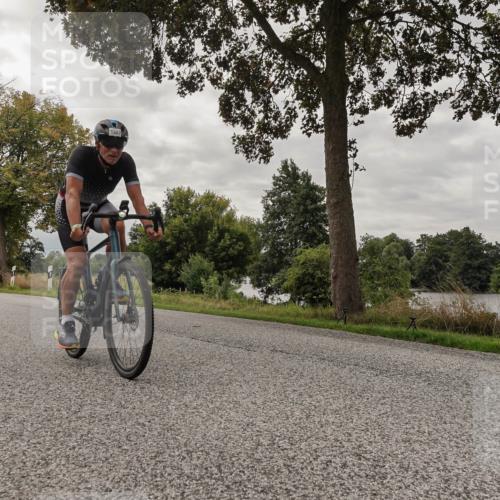 30.08.2026 - Elbe Triathlon Hamburg Michael Burmester http://msf.ph/oto/10054293 30.08.2026 11:01:33 Radfahren 941, 1367 meine-sportfotos.de