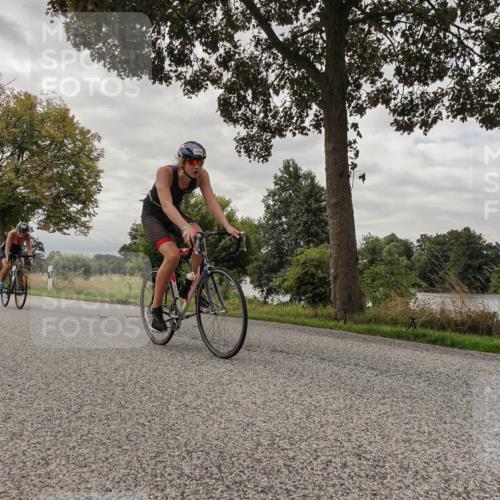 30.08.2026 - Elbe Triathlon Hamburg Michael Burmester http://msf.ph/oto/10054349 30.08.2026 11:02:58 Radfahren 1157, 1285, 1393, 1394, 1450 meine-sportfotos.de