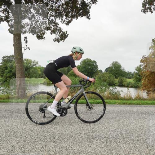 30.08.2026 - Elbe Triathlon Hamburg Michael Burmester http://msf.ph/oto/10054377 30.08.2026 10:46:59 Radfahren 849 meine-sportfotos.de