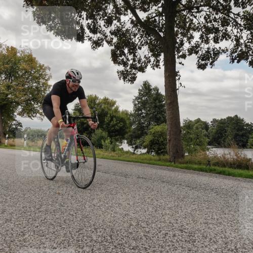 30.08.2026 - Elbe Triathlon Hamburg Michael Burmester http://msf.ph/oto/10054389 30.08.2026 11:03:40 Radfahren 1122, 1163, 1411 meine-sportfotos.de