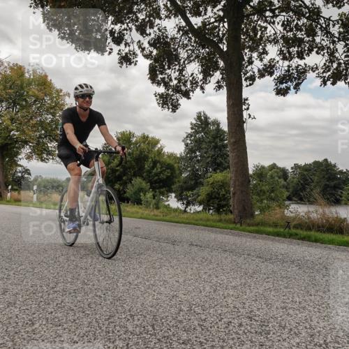30.08.2026 - Elbe Triathlon Hamburg Michael Burmester http://msf.ph/oto/10054398 30.08.2026 11:03:55 Radfahren 1373, 1428 meine-sportfotos.de