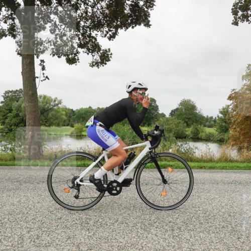30.08.2026 - Elbe Triathlon Hamburg Michael Burmester http://msf.ph/oto/10054405 30.08.2026 10:47:27 Radfahren 854, 865, 939, 1040, 1111 meine-sportfotos.de