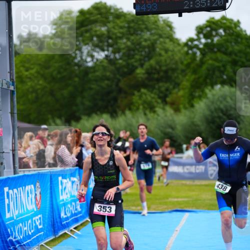 30.08.2026 - Elbe Triathlon Hamburg LAZAROV Photography http://msf.ph/oto/10054408 30.08.2026 10:55:23 Ziel 353, 438, 519, 663 meine-sportfotos.de
