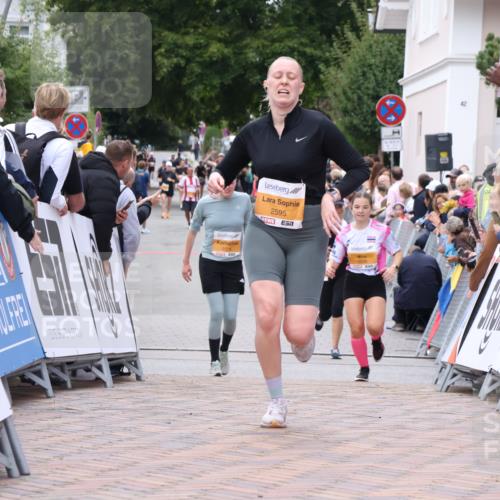30.08.2026 - Blankeneser Heldenlauf Lena Gebhardt http://msf.ph/oto/10054412 30.08.2026 12:06:01 Ziel 2595, 2824 meine-sportfotos.de