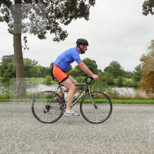 30.08.2026 - Elbe Triathlon Hamburg Michael Burmester http://msf.ph/oto/10054419 30.08.2026 10:47:40 Radfahren 808, 983, 1027, 1076, 1120, 1207 meine-sportfotos.de
