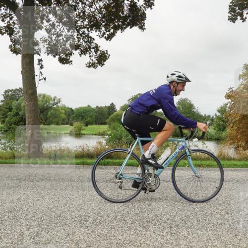 30.08.2026 - Elbe Triathlon Hamburg Michael Burmester http://msf.ph/oto/10054422 30.08.2026 10:47:41 Radfahren 808, 983, 1027, 1076, 1120, 1207 meine-sportfotos.de