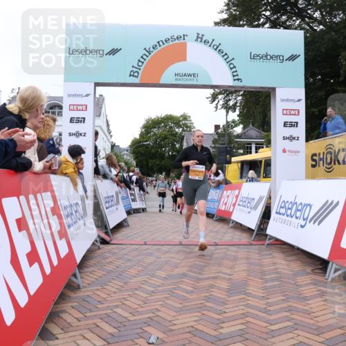 30.08.2026 - Blankeneser Heldenlauf Lena Gebhardt http://msf.ph/oto/10054432 30.08.2026 12:06:03 Ziel 2595, 2936 meine-sportfotos.de