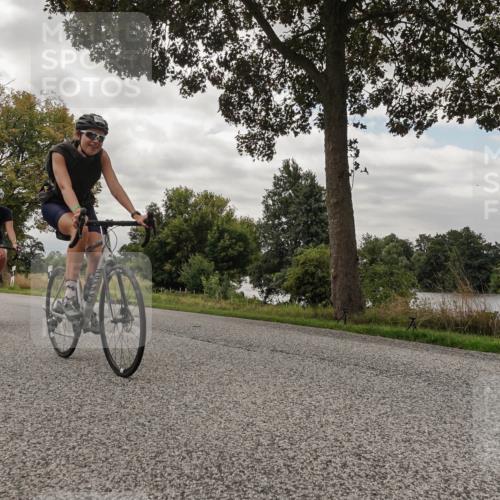 30.08.2026 - Elbe Triathlon Hamburg Michael Burmester http://msf.ph/oto/10054433 30.08.2026 11:04:32 Radfahren 1169, 1392, 1403, 1404 meine-sportfotos.de