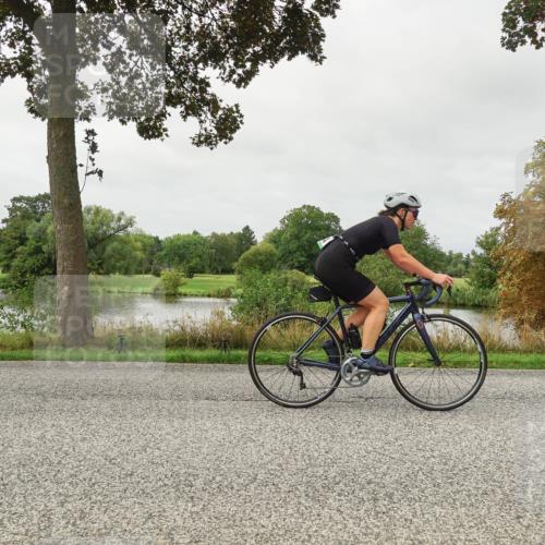 30.08.2026 - Elbe Triathlon Hamburg Michael Burmester http://msf.ph/oto/10054441 30.08.2026 10:47:51 Radfahren 926, 934, 1013, 1335 meine-sportfotos.de