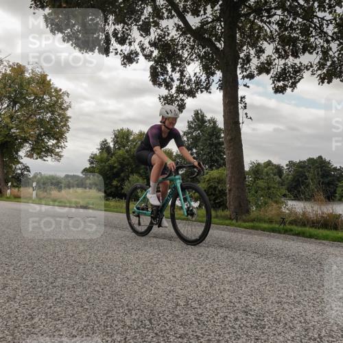 30.08.2026 - Elbe Triathlon Hamburg Michael Burmester http://msf.ph/oto/10054484 30.08.2026 11:05:29 Radfahren 1387 meine-sportfotos.de