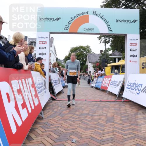 30.08.2026 - Blankeneser Heldenlauf Lena Gebhardt http://msf.ph/oto/10054506 30.08.2026 12:06:12 Ziel 2199, 2594, 2936, 4482 meine-sportfotos.de