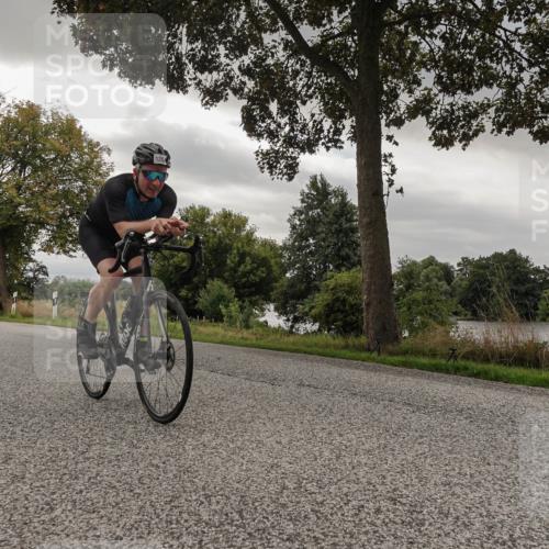 30.08.2026 - Elbe Triathlon Hamburg Michael Burmester http://msf.ph/oto/10054550 30.08.2026 11:06:57 Radfahren 1264, 1298, 1374, 1420 meine-sportfotos.de