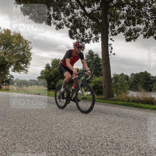 30.08.2026 - Elbe Triathlon Hamburg Michael Burmester http://msf.ph/oto/10054562 30.08.2026 11:07:18 Radfahren 1268, 1272, 1414 meine-sportfotos.de