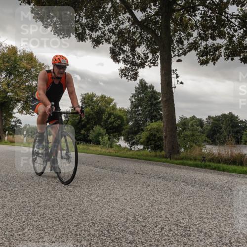 30.08.2026 - Elbe Triathlon Hamburg Michael Burmester http://msf.ph/oto/10054586 30.08.2026 11:07:47 Radfahren 1300, 1354, 1364, 1386, 1417, 1438, 1578 meine-sportfotos.de