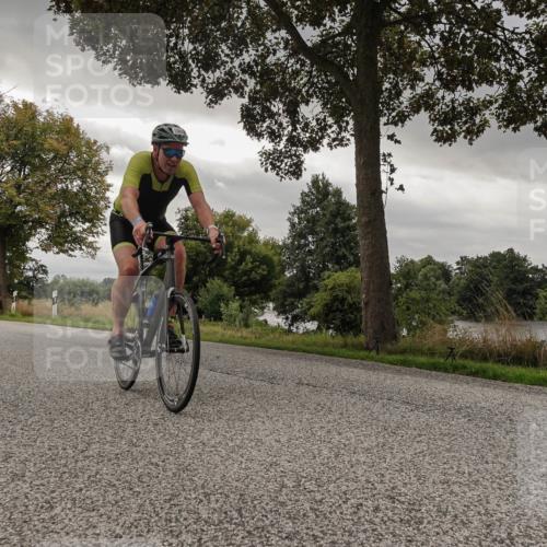 30.08.2026 - Elbe Triathlon Hamburg Michael Burmester http://msf.ph/oto/10054588 30.08.2026 11:07:48 Radfahren 1287, 1300, 1354, 1364, 1386, 1417, 1438 meine-sportfotos.de