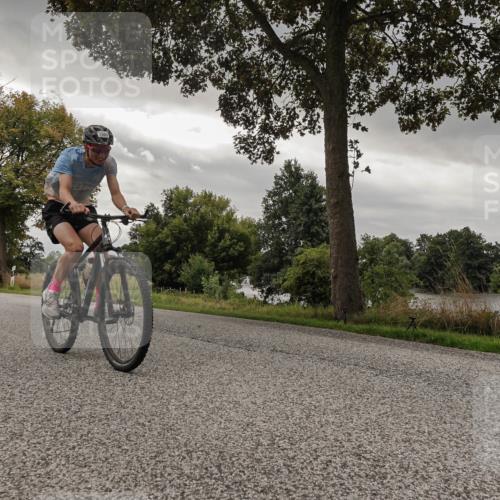 30.08.2026 - Elbe Triathlon Hamburg Michael Burmester http://msf.ph/oto/10054590 30.08.2026 11:07:50 Radfahren 1287, 1300, 1325, 1354, 1386, 1417, 1438 meine-sportfotos.de