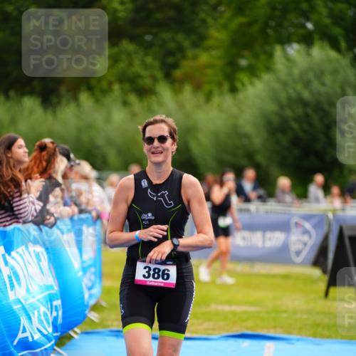 30.08.2026 - Elbe Triathlon Hamburg LAZAROV Photography http://msf.ph/oto/10054620 30.08.2026 10:57:20 Ziel 386 meine-sportfotos.de