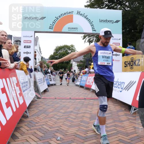 30.08.2026 - Blankeneser Heldenlauf Lena Gebhardt http://msf.ph/oto/10054627 30.08.2026 12:06:30 Ziel 2074, 2429, 2846, 2854, 4169 meine-sportfotos.de