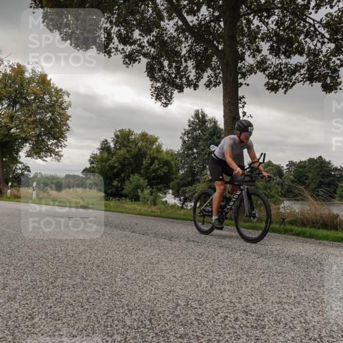 30.08.2026 - Elbe Triathlon Hamburg Michael Burmester http://msf.ph/oto/10054632 30.08.2026 11:08:42 Radfahren 906, 1258, 1516 meine-sportfotos.de