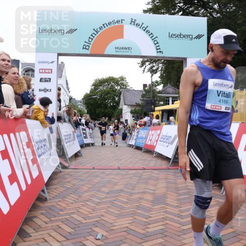 30.08.2026 - Blankeneser Heldenlauf Lena Gebhardt http://msf.ph/oto/10054633 30.08.2026 12:06:30 Ziel 2074, 2429, 2846, 2854, 4169 meine-sportfotos.de