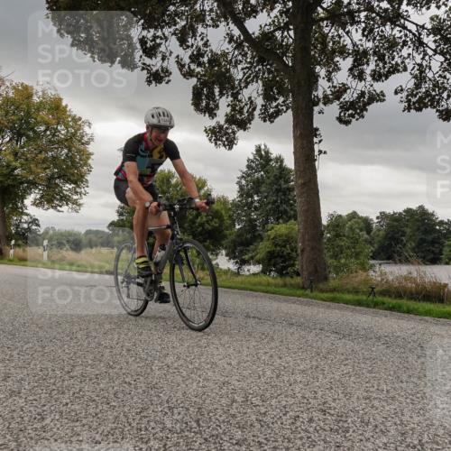 30.08.2026 - Elbe Triathlon Hamburg Michael Burmester http://msf.ph/oto/10054685 30.08.2026 11:10:06 Radfahren 1296, 1324, 1357 meine-sportfotos.de