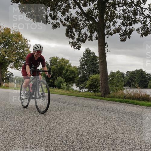 30.08.2026 - Elbe Triathlon Hamburg Michael Burmester http://msf.ph/oto/10054689 30.08.2026 11:10:15 Radfahren 1145, 1239, 1481 meine-sportfotos.de