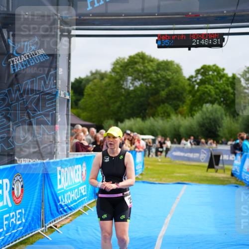 30.08.2026 - Elbe Triathlon Hamburg LAZAROV Photography http://msf.ph/oto/10054705 30.08.2026 10:58:33 Ziel 259, 352, 480 meine-sportfotos.de
