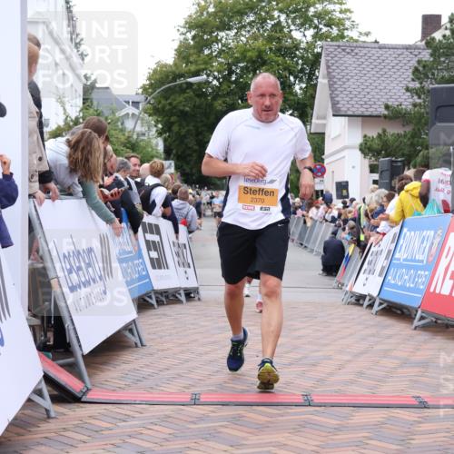 30.08.2026 - Blankeneser Heldenlauf Lena Gebhardt http://msf.ph/oto/10054710 30.08.2026 12:06:40 Ziel 2370, 2425, 2854, 2895, 4157 meine-sportfotos.de