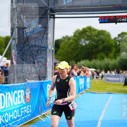 30.08.2026 - Elbe Triathlon Hamburg LAZAROV Photography http://msf.ph/oto/10054715 30.08.2026 10:58:34 Ziel 259, 480 meine-sportfotos.de
