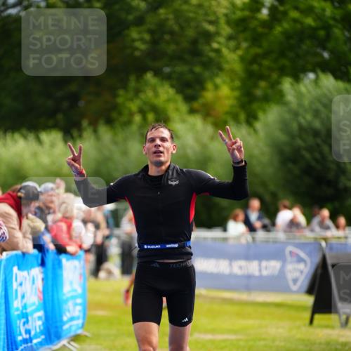 30.08.2026 - Elbe Triathlon Hamburg LAZAROV Photography http://msf.ph/oto/10054783 30.08.2026 10:59:18 Ziel 331, 405, 418, 542 meine-sportfotos.de