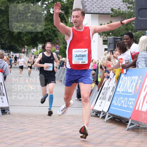 30.08.2026 - Blankeneser Heldenlauf Lena Gebhardt http://msf.ph/oto/10054815 30.08.2026 12:06:56 Ziel 2136, 2176, 4205, 4240 meine-sportfotos.de