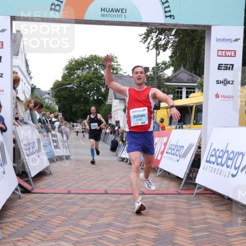 30.08.2026 - Blankeneser Heldenlauf Lena Gebhardt http://msf.ph/oto/10054828 30.08.2026 12:06:57 Ziel 2176, 4205, 4240 meine-sportfotos.de