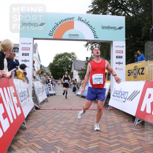 30.08.2026 - Blankeneser Heldenlauf Lena Gebhardt http://msf.ph/oto/10054833 30.08.2026 12:06:58 Ziel 2176, 4205, 4240 meine-sportfotos.de