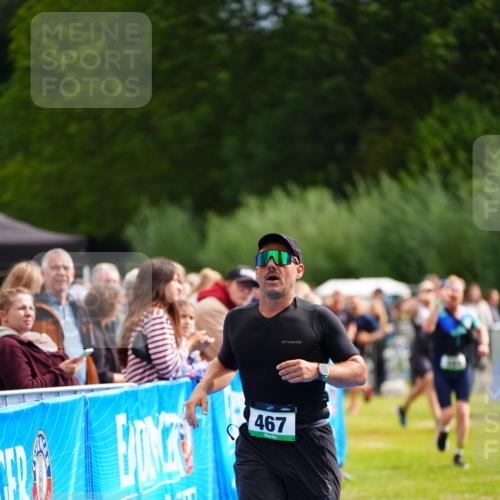 30.08.2026 - Elbe Triathlon Hamburg LAZAROV Photography http://msf.ph/oto/10054842 30.08.2026 10:59:31 Ziel 462, 467, 484 meine-sportfotos.de