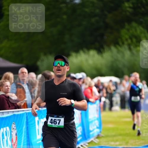 30.08.2026 - Elbe Triathlon Hamburg LAZAROV Photography http://msf.ph/oto/10054849 30.08.2026 10:59:31 Ziel 462, 467, 484 meine-sportfotos.de