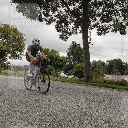 30.08.2026 - Elbe Triathlon Hamburg Michael Burmester http://msf.ph/oto/10054887 30.08.2026 11:16:36 Radfahren 1131, 1363, 1379 meine-sportfotos.de