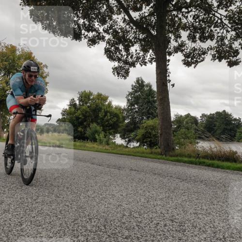 30.08.2026 - Elbe Triathlon Hamburg Michael Burmester http://msf.ph/oto/10054890 30.08.2026 11:16:40 Radfahren 1293, 1363 meine-sportfotos.de