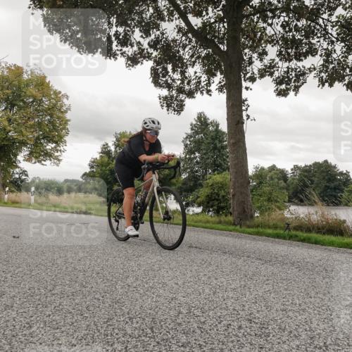 30.08.2026 - Elbe Triathlon Hamburg Michael Burmester http://msf.ph/oto/10054901 30.08.2026 11:17:18 Radfahren 888, 1175, 1415, 1487 meine-sportfotos.de