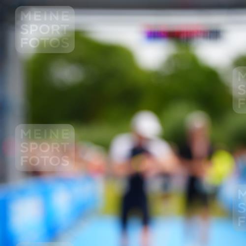 30.08.2026 - Elbe Triathlon Hamburg LAZAROV Photography http://msf.ph/oto/10054913 30.08.2026 10:59:49 Ziel 394, 634, 761 meine-sportfotos.de