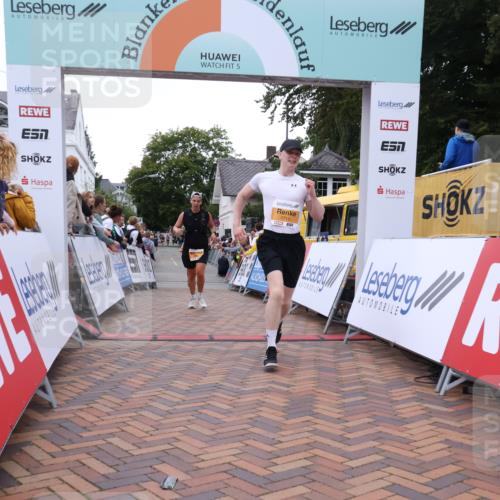 30.08.2026 - Blankeneser Heldenlauf Lena Gebhardt http://msf.ph/oto/10054933 30.08.2026 12:07:21 Ziel 2715, 2857, 2868 meine-sportfotos.de