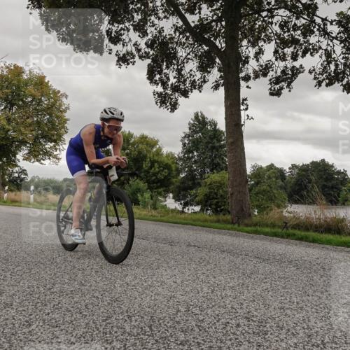 30.08.2026 - Elbe Triathlon Hamburg Michael Burmester http://msf.ph/oto/10054961 30.08.2026 11:19:13 Radfahren 1465 meine-sportfotos.de