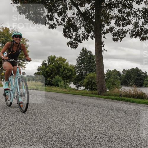30.08.2026 - Elbe Triathlon Hamburg Michael Burmester http://msf.ph/oto/10054963 30.08.2026 11:19:17 Radfahren 1465, 1498, 1521 meine-sportfotos.de