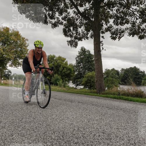 30.08.2026 - Elbe Triathlon Hamburg Michael Burmester http://msf.ph/oto/10054973 30.08.2026 11:19:36 Radfahren 1519, 1571, 1587 meine-sportfotos.de