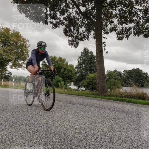 30.08.2026 - Elbe Triathlon Hamburg Michael Burmester http://msf.ph/oto/10054987 30.08.2026 11:19:58 Radfahren 1535, 1540, 1543 meine-sportfotos.de