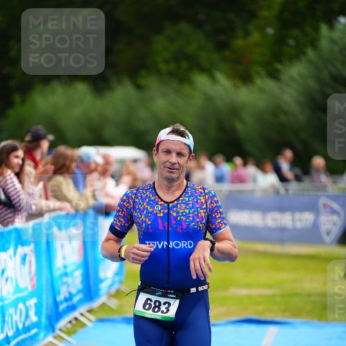 30.08.2026 - Elbe Triathlon Hamburg LAZAROV Photography http://msf.ph/oto/10054992 30.08.2026 11:00:26 Ziel 683 meine-sportfotos.de