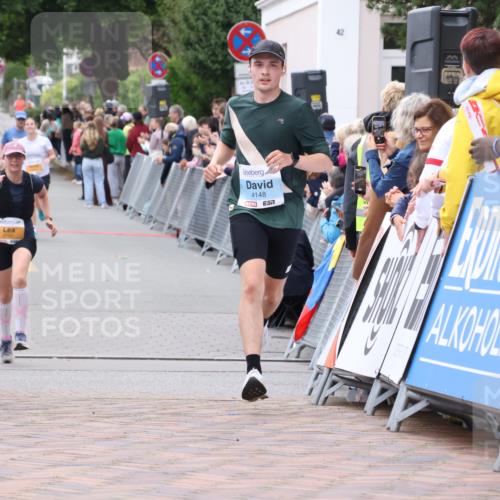 30.08.2026 - Blankeneser Heldenlauf Lena Gebhardt http://msf.ph/oto/10055000 30.08.2026 12:07:37 Ziel 4148 meine-sportfotos.de
