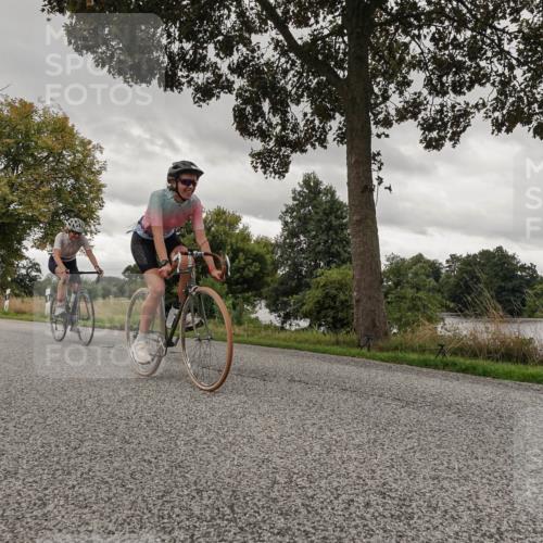 30.08.2026 - Elbe Triathlon Hamburg Michael Burmester http://msf.ph/oto/10055065 30.08.2026 11:22:39 Radfahren 1095, 1401, 1483 meine-sportfotos.de